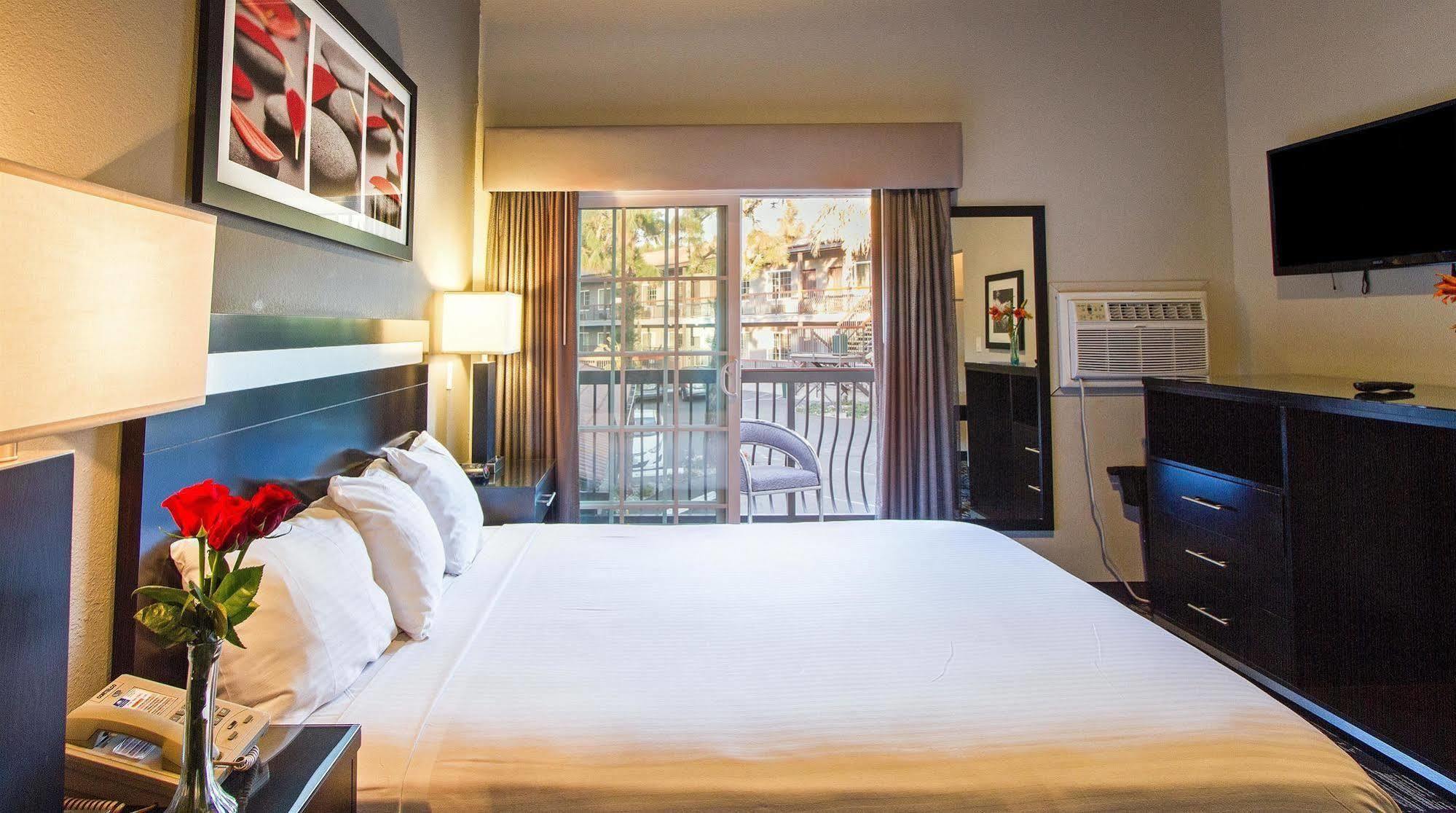 Granada Inn Сан Фернандо Екстериор снимка